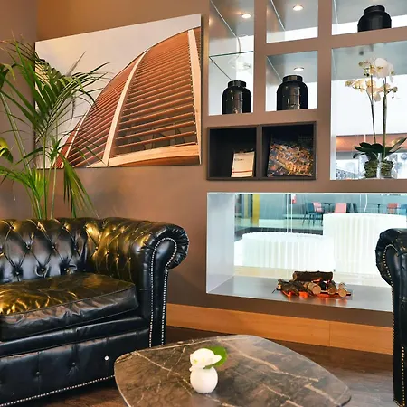 Hilton Garden North Szálloda 4*