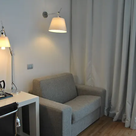 فندق هيلتون جاردن إن نورث 4*