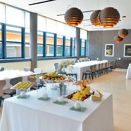 Szálloda Hilton Garden North 4*