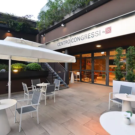 فندق هيلتون جاردن إن نورث