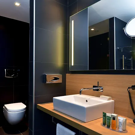 هيلتون جاردن إن نورث 4* ميلان