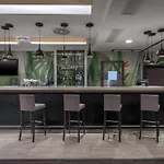 Hilton Garden North Hotel