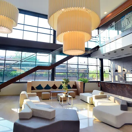 מלון Hilton Garden North