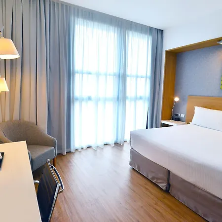 Hilton Garden North Hotel