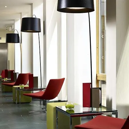 Hilton Garden North Hotel 4*